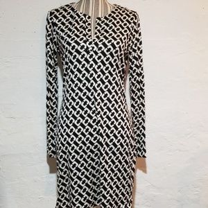 Diane Von Furstenberg 100% Silk Dress Size 8